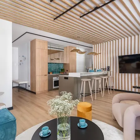 Stylish Wyspa Solna By Renters Prestige