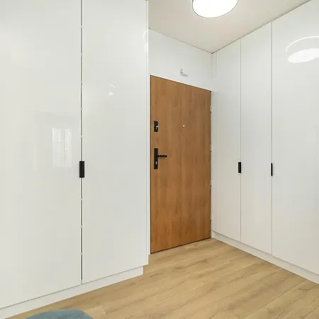 Stylish Wyspa Solna By Renters Prestige شقة